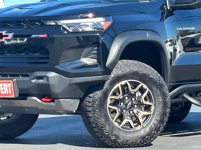 Used 2024 Chevrolet Colorado ZR2 Crew Cab for sale #260752B - photo 2