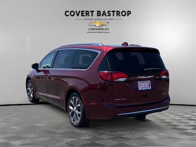 2017 Chrysler Pacifica FWD Minivan for sale #AP1914B - photo 2