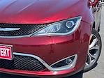 2017 Chrysler Pacifica FWD Minivan for sale #AP1914B - photo 4