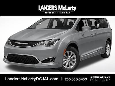 Used 2018 Chrysler Pacifica Limited Minivan for sale #JR210517 - photo 2