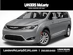 Used 2018 Chrysler Pacifica Limited Minivan for sale #JR210517 - photo 3