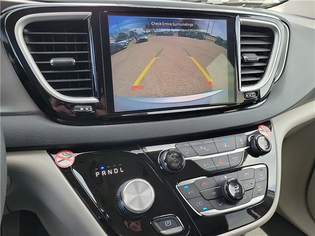 Used 2024 Chrysler Pacifica - photo 16