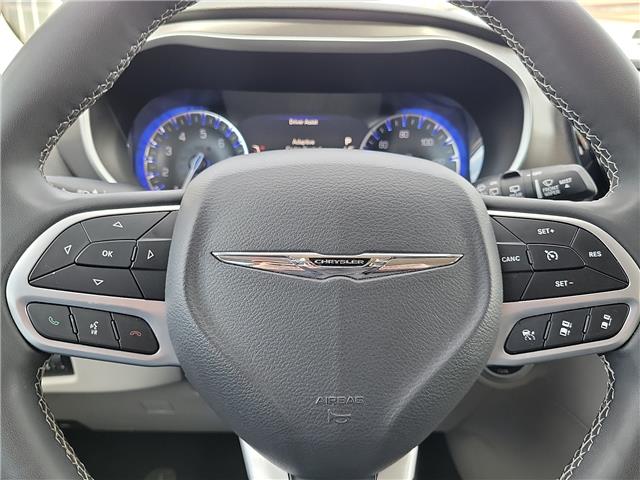 Used 2024 Chrysler Pacifica - photo 19