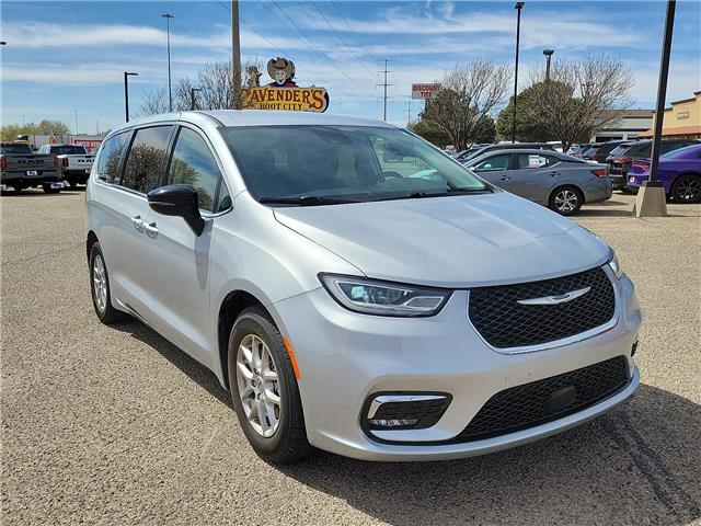 Used 2024 Chrysler Pacifica - photo 8
