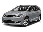 Used 2017 Chrysler Pacifica Limited Minivan thumbnail 1