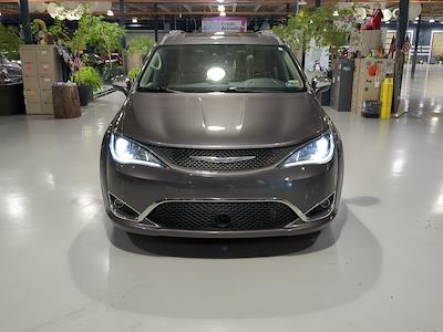 2018 Chrysler Pacifica FWD Minivan for sale #250504A - photo 2