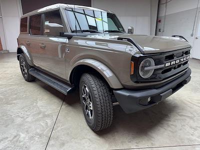 New 2025 Ford Bronco Outer Banks 4WD SUV for sale #250560 - photo 1