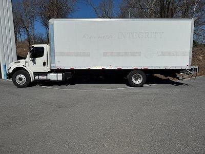 Used 2018 Freightliner M2 106 - photo 1