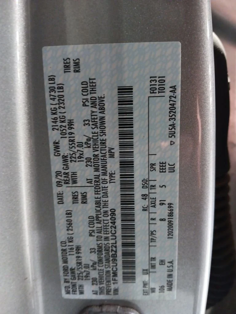 Used 2020 Ford Escape - photo 2
