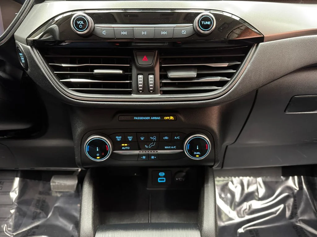 Used 2023 Ford Escape - photo 33