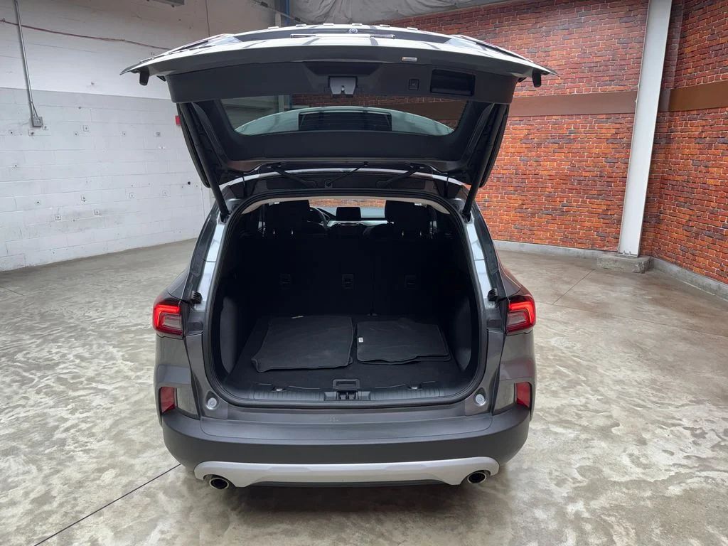 Used 2023 Ford Escape - photo 6