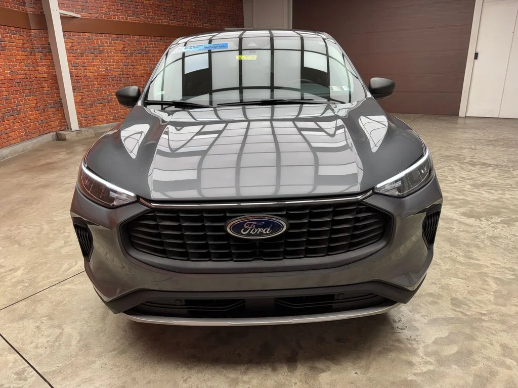 Used 2023 Ford Escape - photo 20