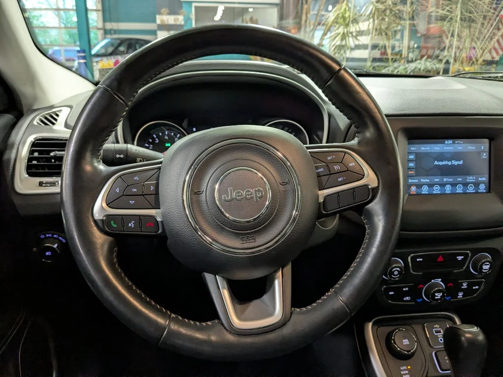Used 2018 Jeep Compass - photo 1
