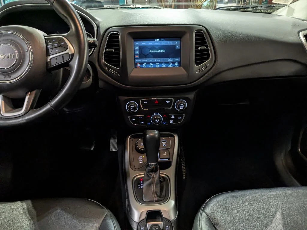 Used 2018 Jeep Compass - photo 13