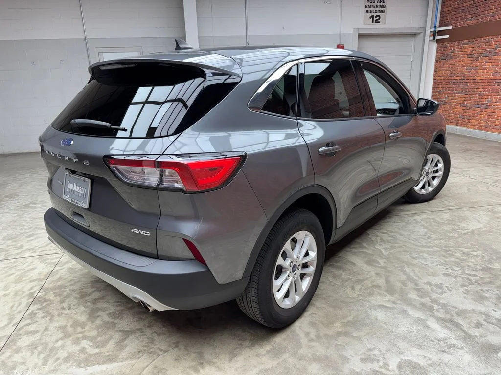 Used 2022 Ford Escape - photo 6