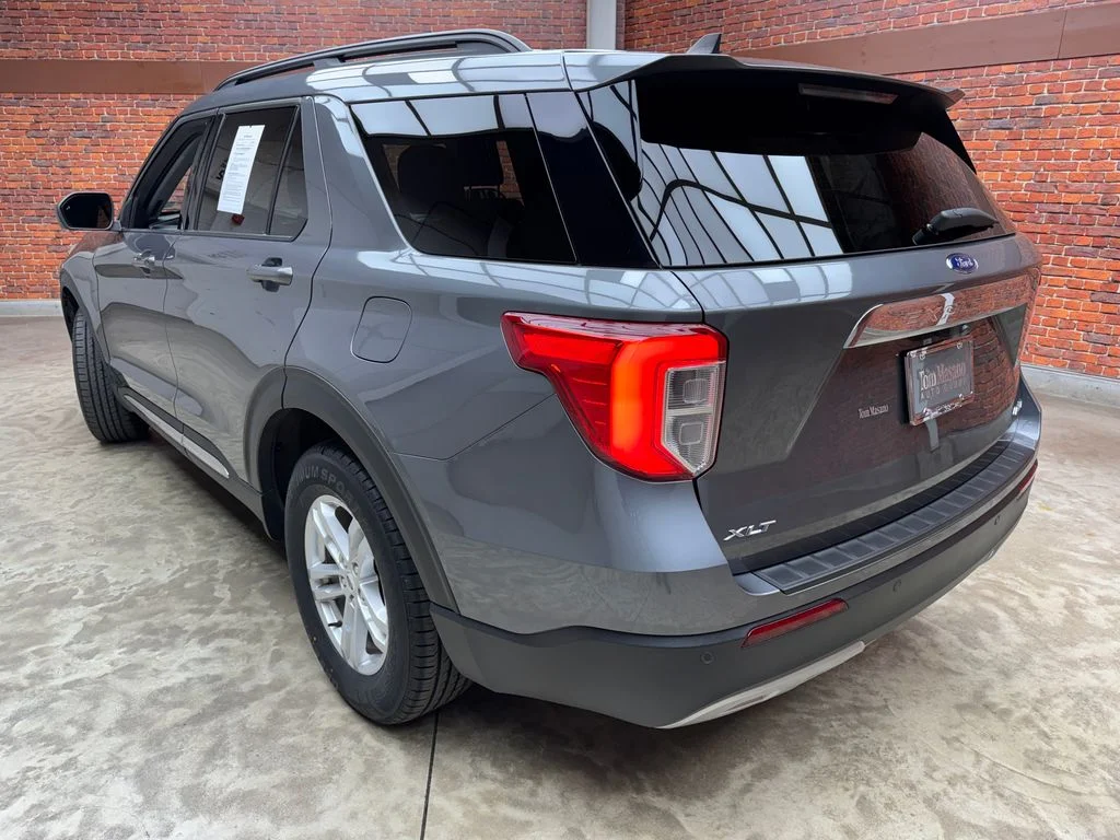 Used 2023 Ford Explorer - photo 1