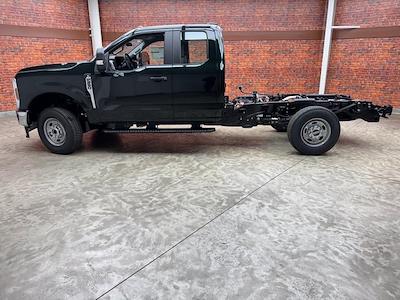 New 2026 Ford F-250 Super Cab Cab Chassis for sale #260121 - photo 1