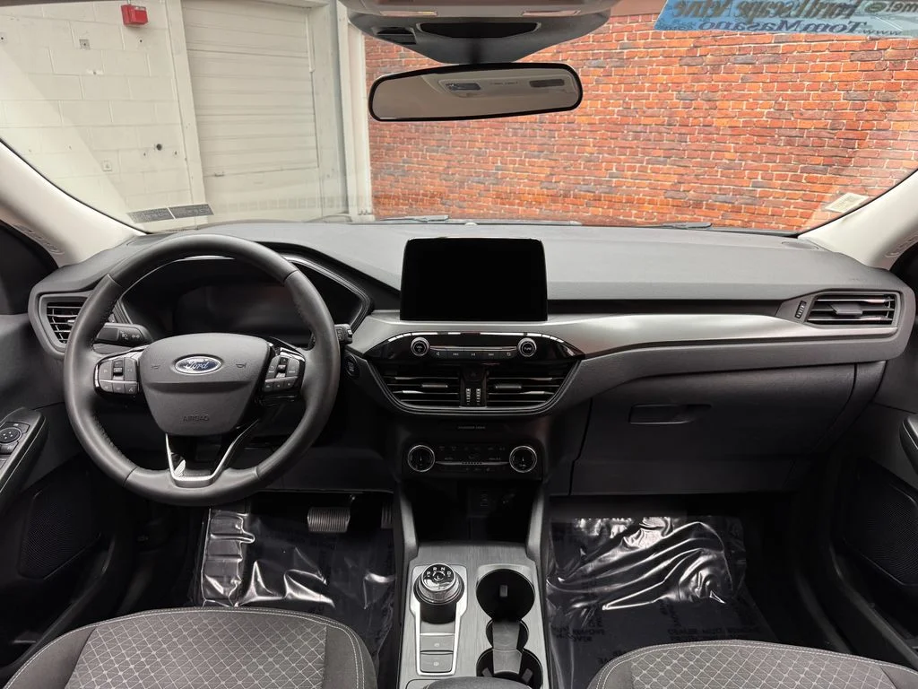 Used 2023 Ford Escape - photo 13