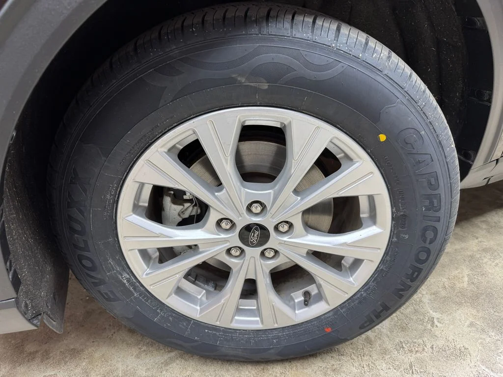 Used 2023 Ford Escape - photo 20