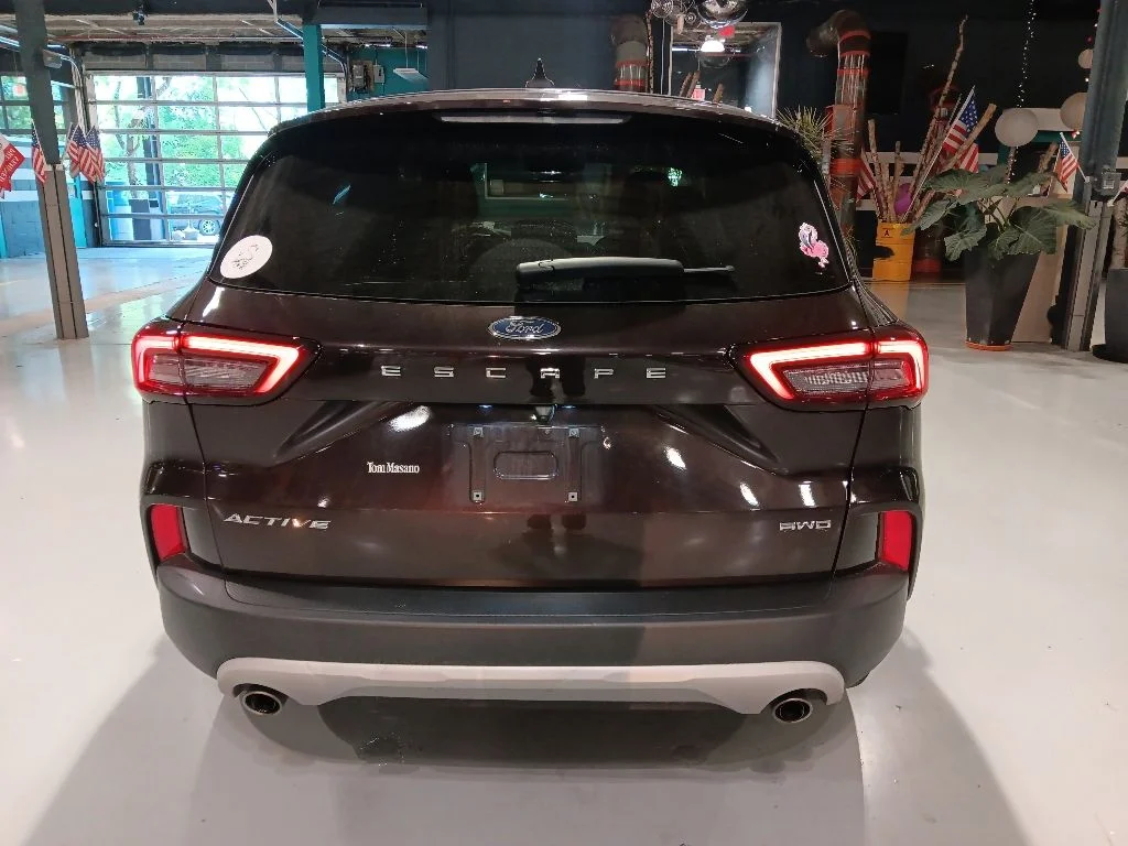 Used 2023 Ford Escape - photo 8