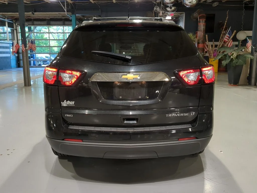 Used 2015 Chevrolet Traverse - photo 7