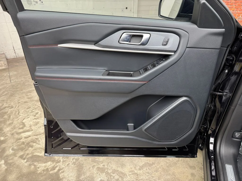 New 2026 Ford Explorer - photo 12