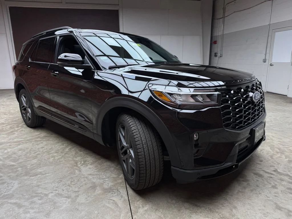 New 2026 Ford Explorer - photo 1