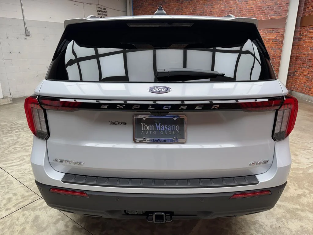 New 2026 Ford Explorer - photo 32