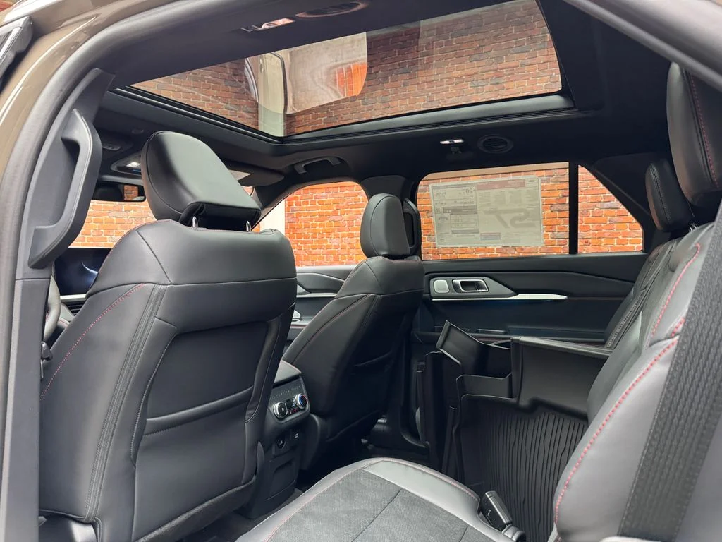 New 2026 Ford Explorer - photo 28