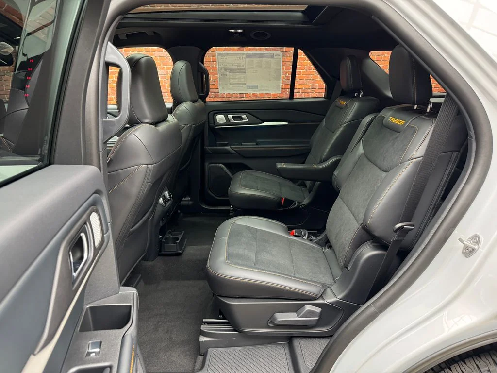 New 2026 Ford Explorer - photo 27