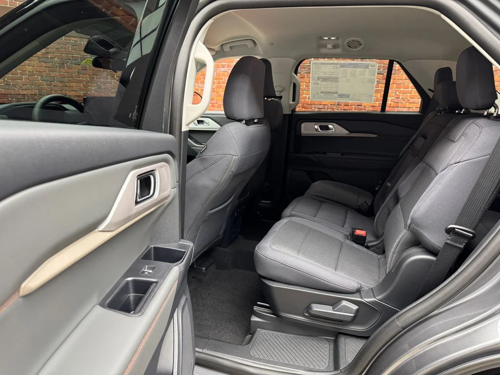New 2026 Ford Explorer - photo 25