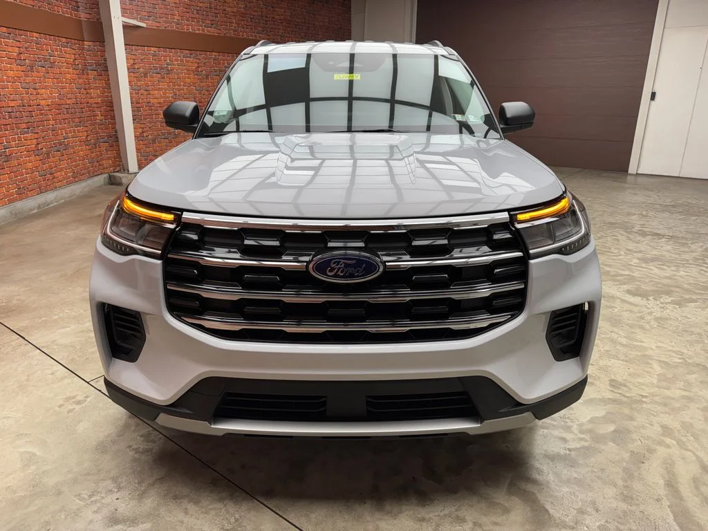 New 2026 Ford Explorer - photo 8