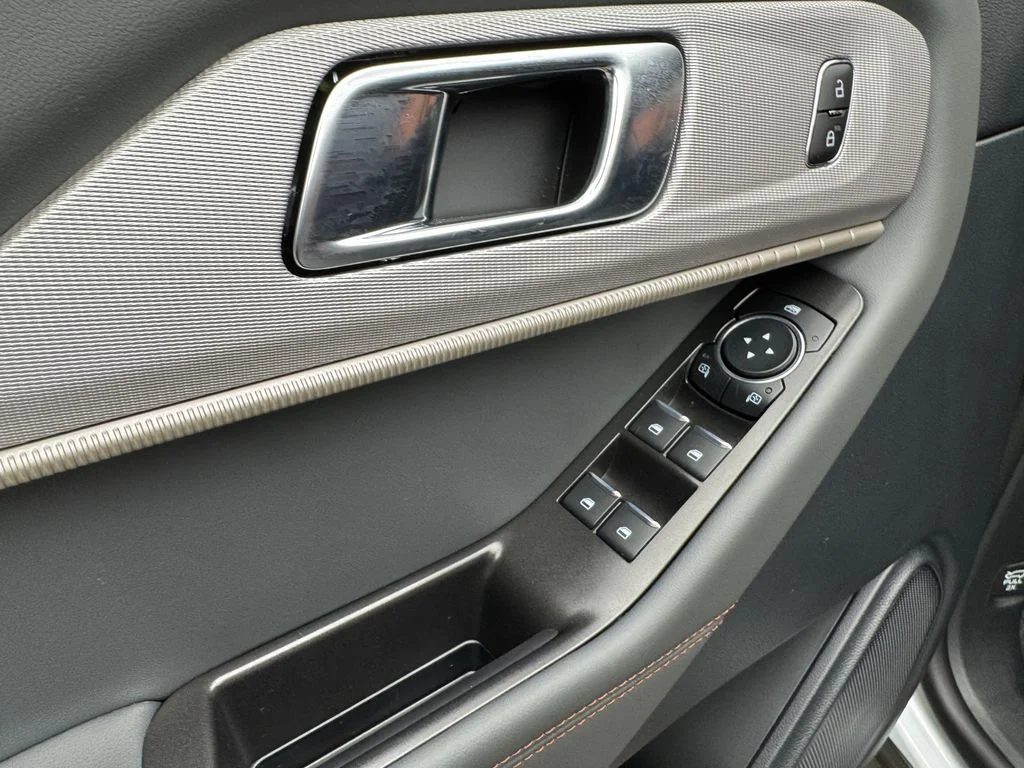 New 2026 Ford Explorer - photo 11