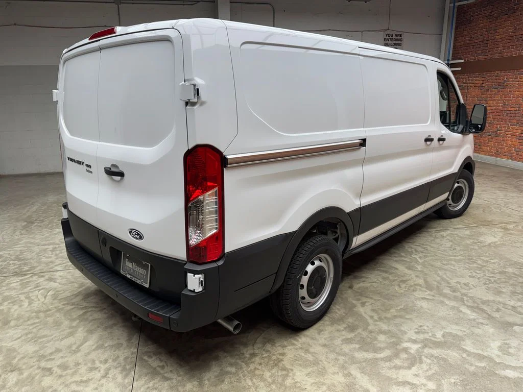 New 2026 Ford Transit 150 - photo 7