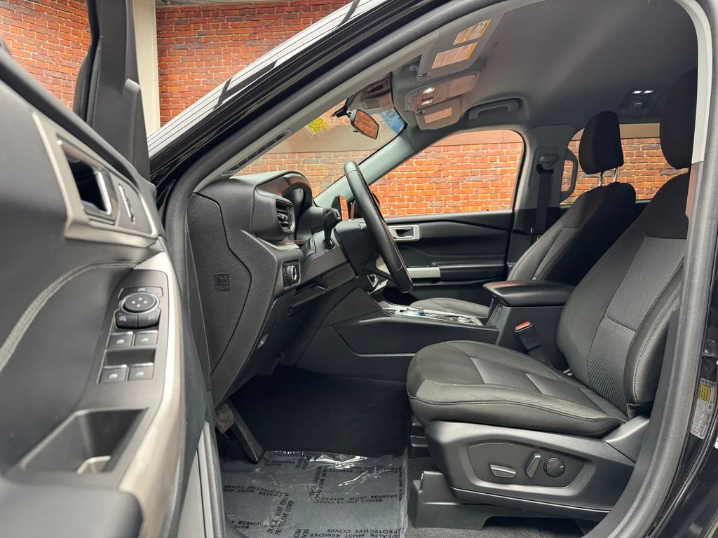 Used 2023 Ford Explorer - photo 13