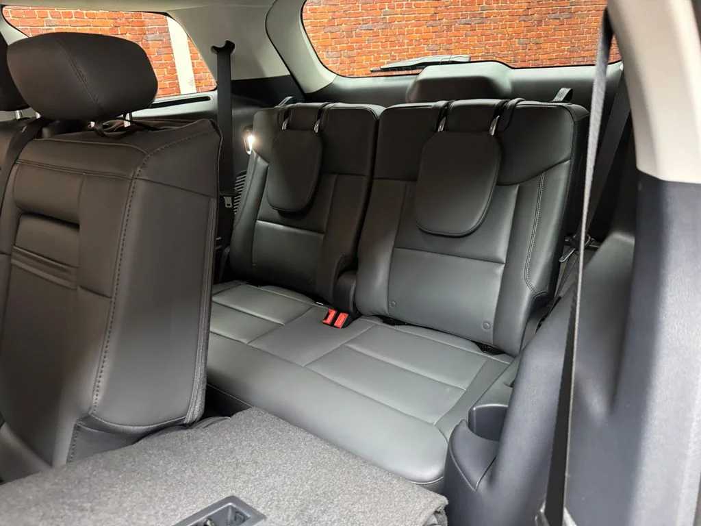 New 2026 Ford Explorer - photo 2