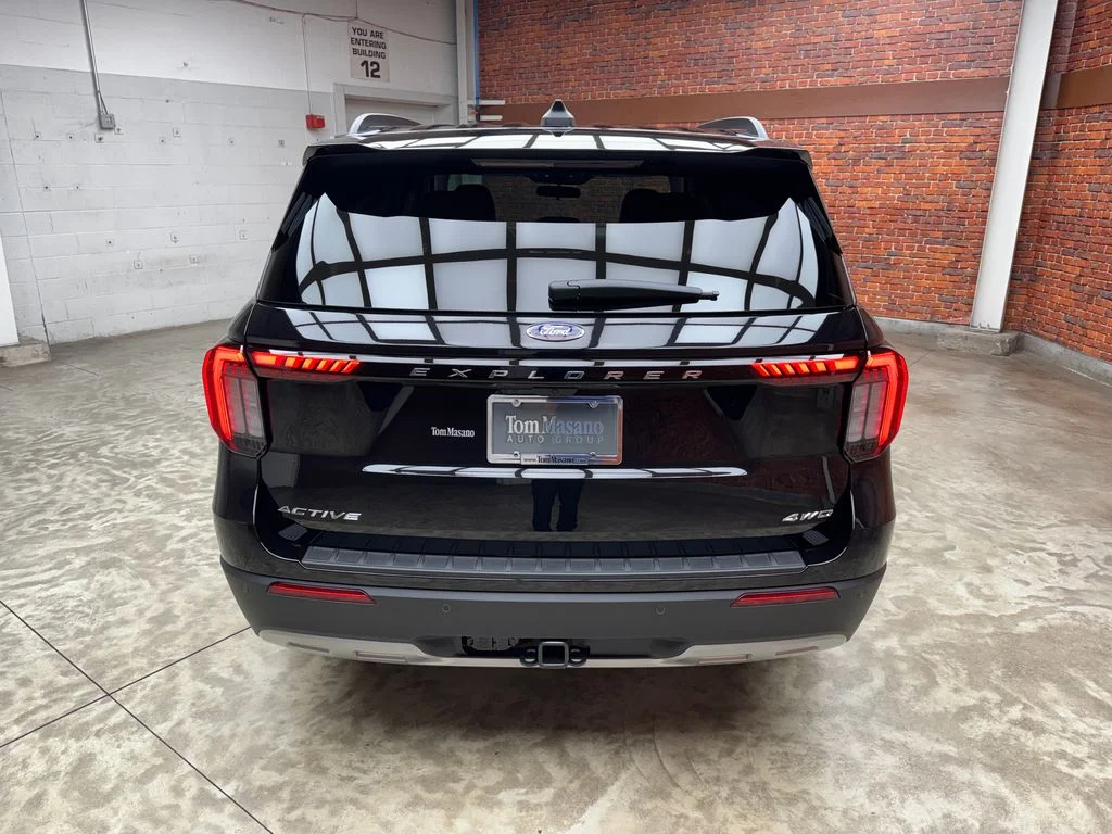 New 2026 Ford Explorer - photo 5