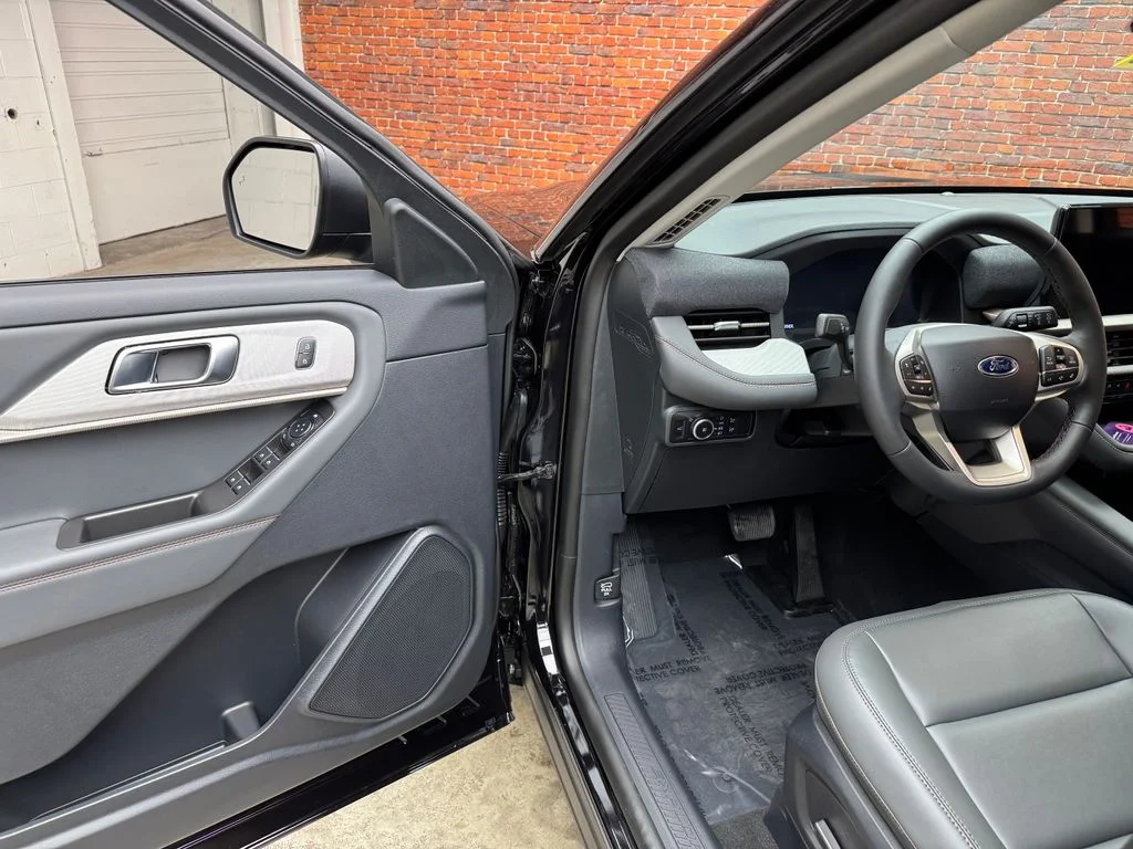New 2026 Ford Explorer - photo 9
