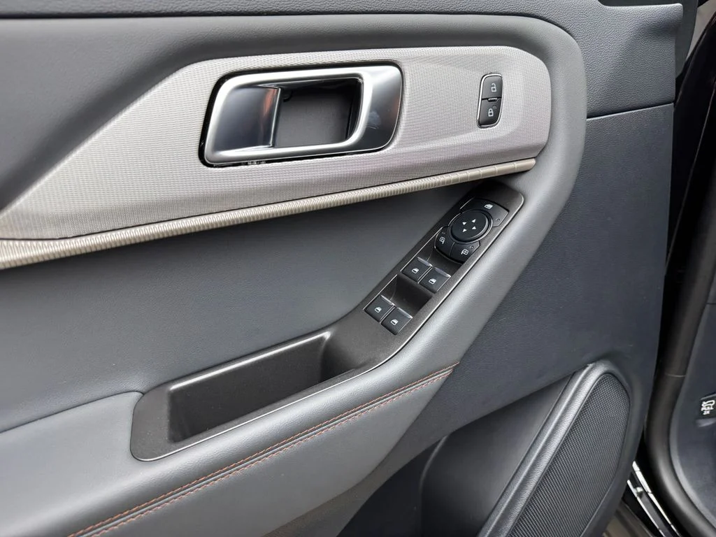 New 2026 Ford Explorer - photo 11