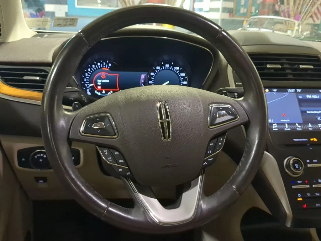 Used 2019 Lincoln MKC - photo 1