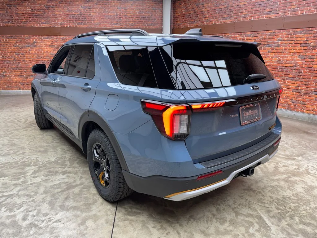 New 2026 Ford Explorer - photo 1