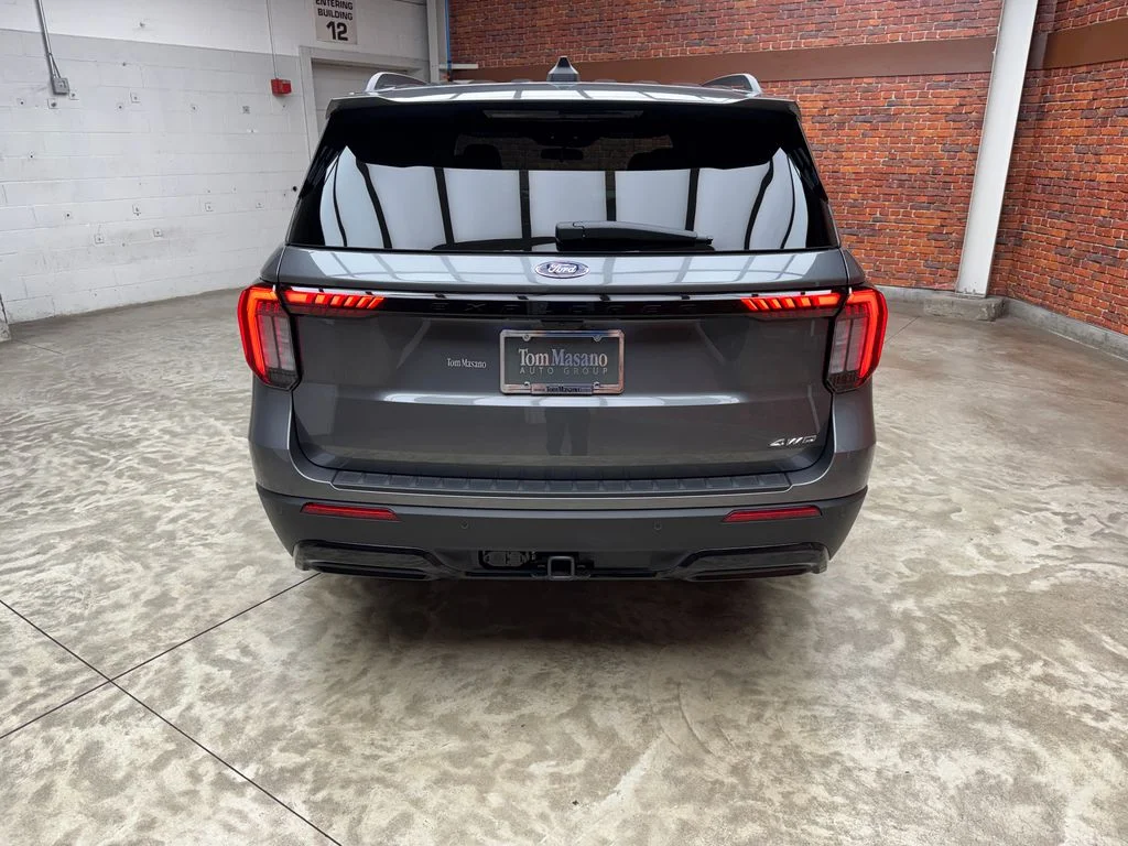New 2026 Ford Explorer - photo 5