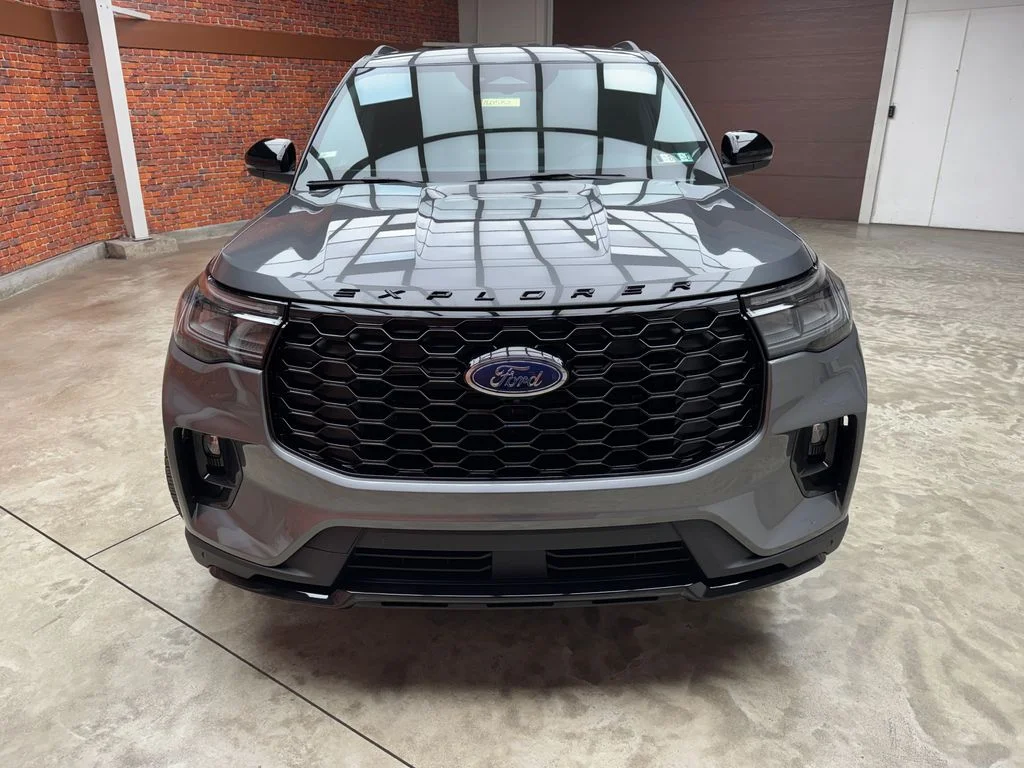 New 2026 Ford Explorer - photo 9