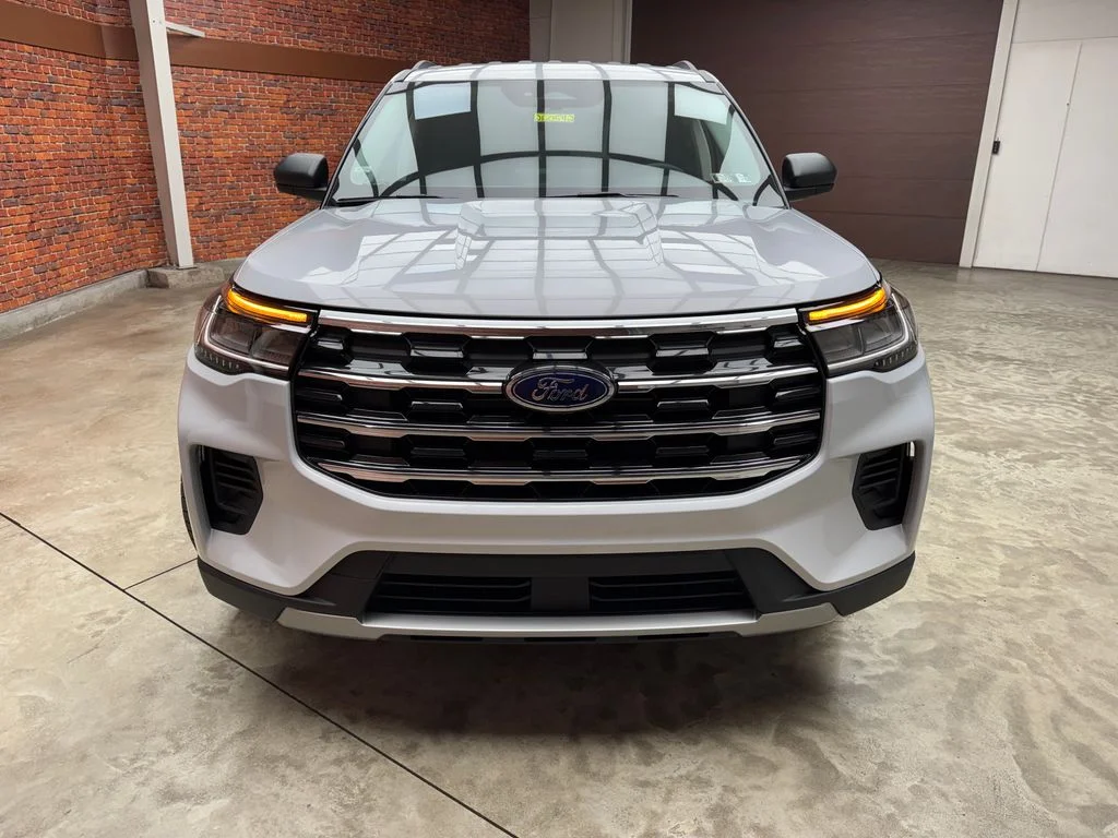 New 2026 Ford Explorer - photo 8