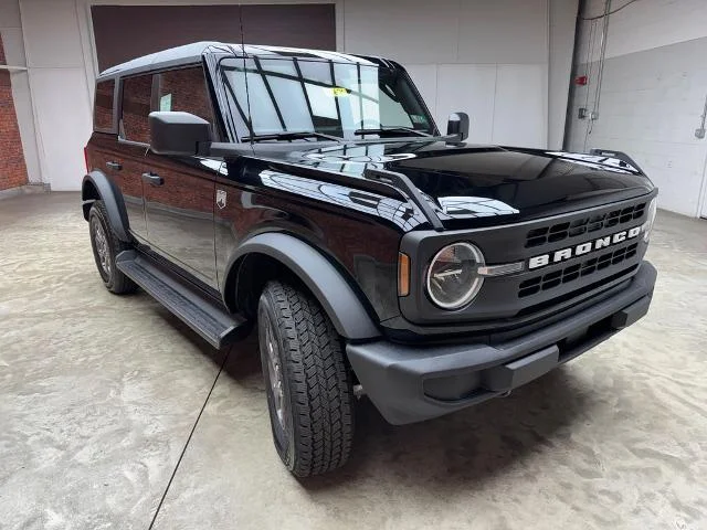 New 2026 Ford Bronco - photo 6