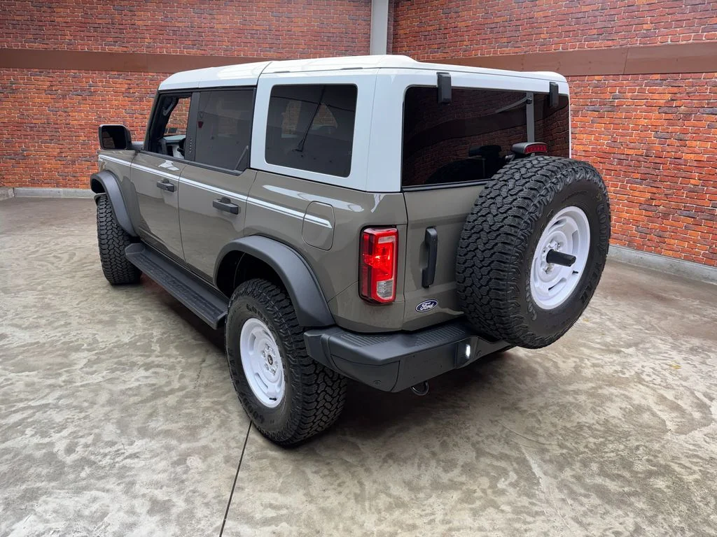New 2026 Ford Bronco - photo 1