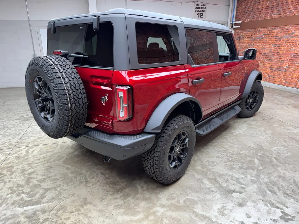 New 2026 Ford Bronco - photo 2