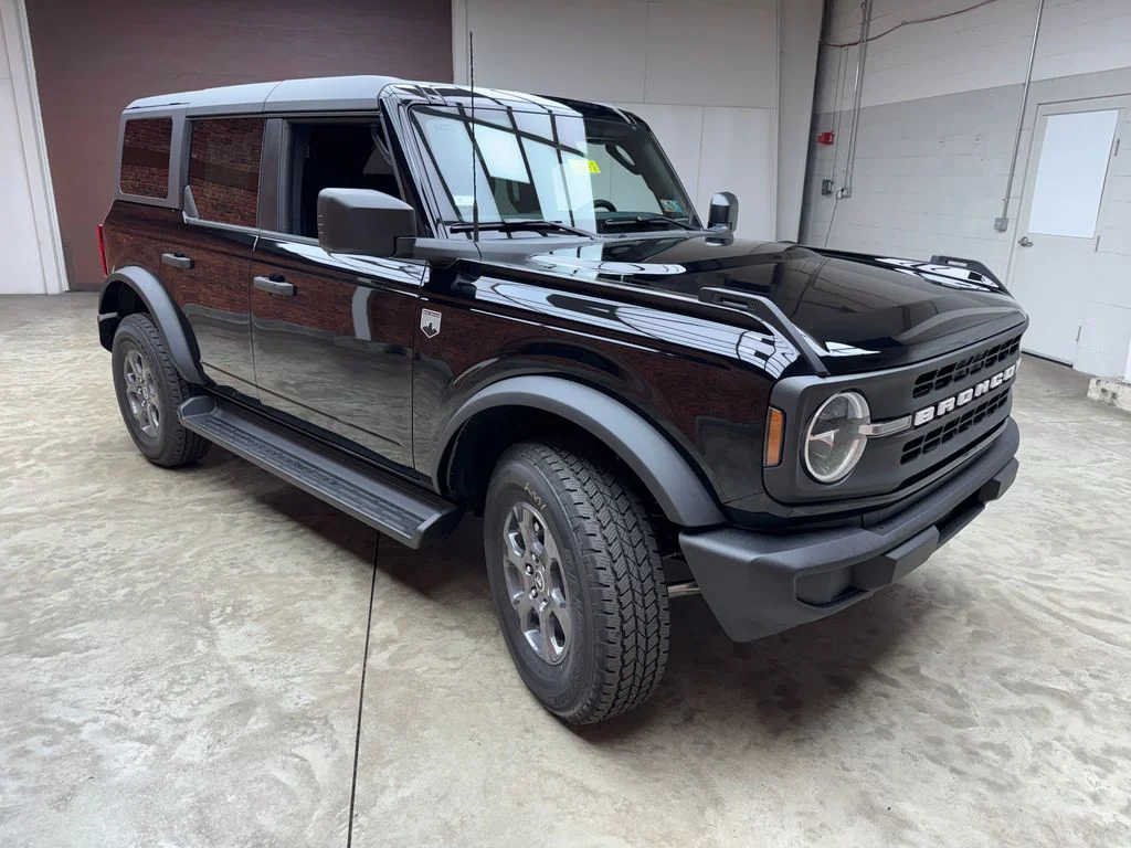 New 2026 Ford Bronco - photo 1