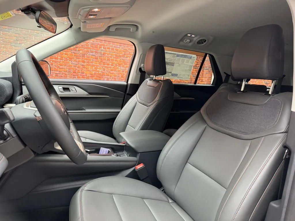 New 2026 Ford Explorer Active - photo 22