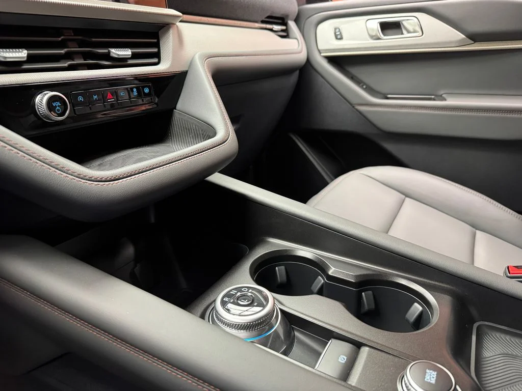 New 2026 Ford Explorer Active - photo 17